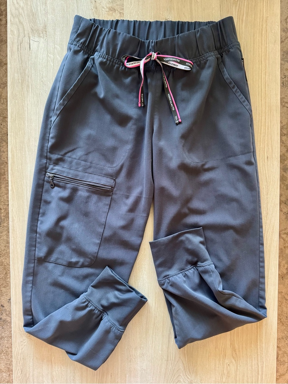 Vince Camuto Charcoal Gray Jogger Scrub Pants with Pink-Trim Drawstring